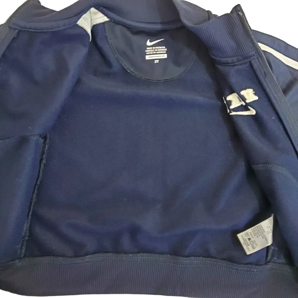 Nike size 2t